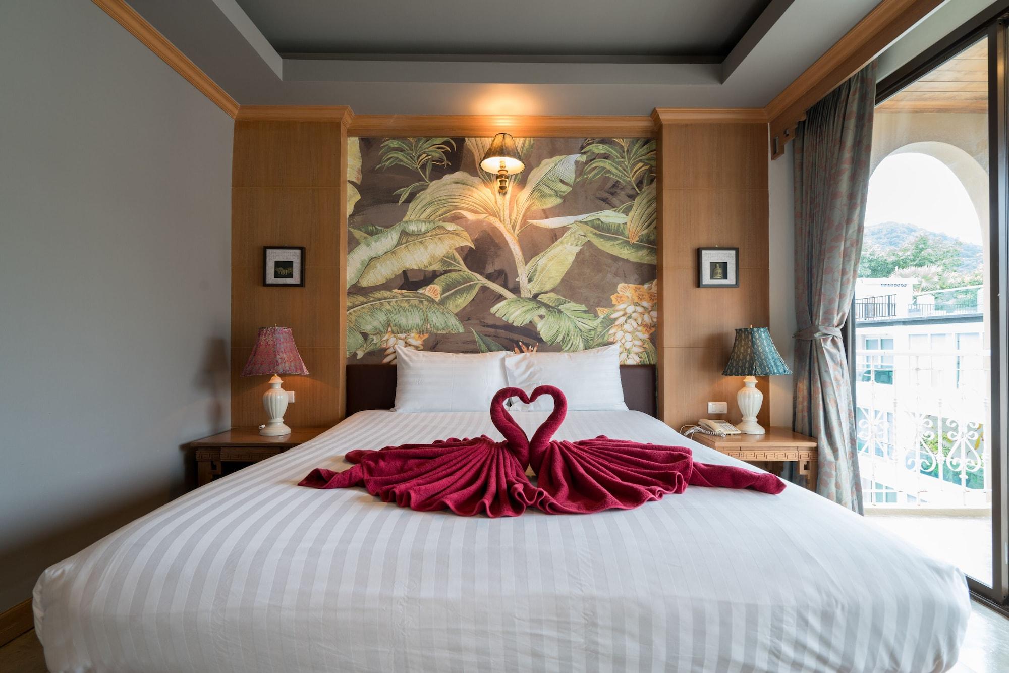 Minatale Phuket Hotel Patong Exterior photo