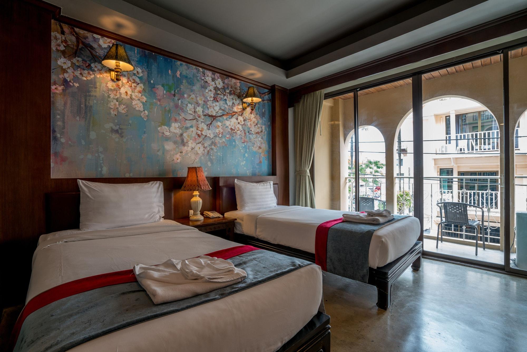 Minatale Phuket Hotel Patong Exterior photo
