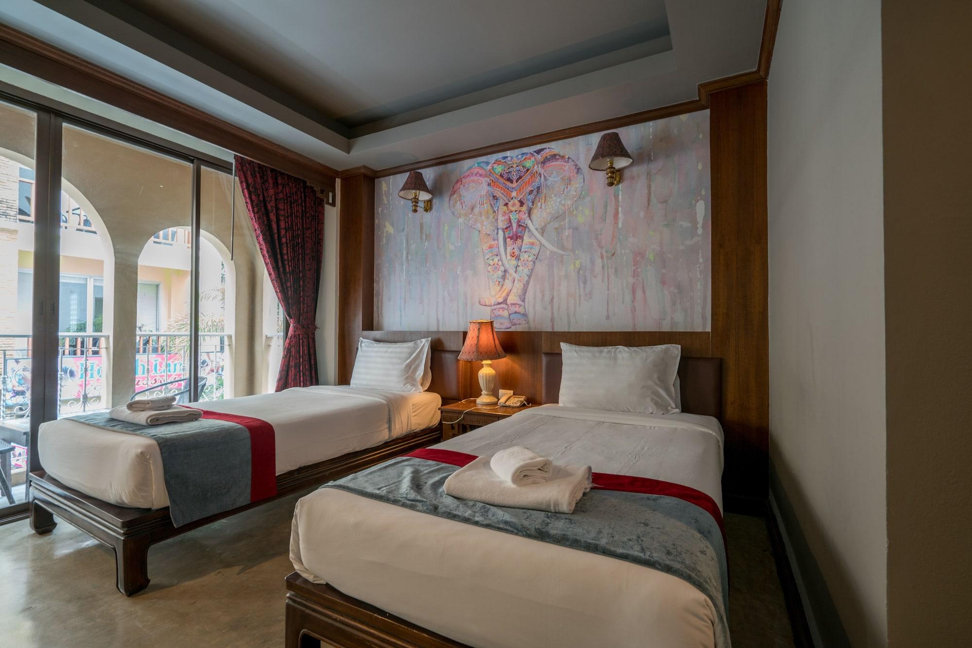 Minatale Phuket Hotel Patong Exterior photo
